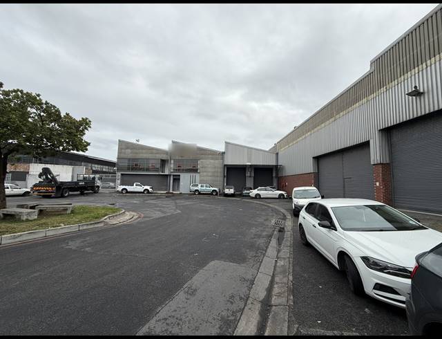 5,552M² WAREHOUSE TO LET IN EPPING INDUSTRIAL
